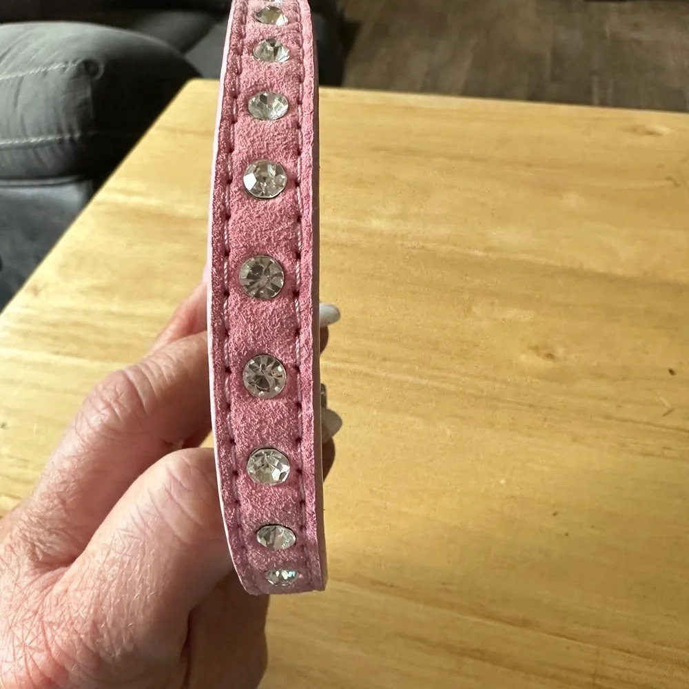 Beautiful Pink Suede Rhinestone Collar - Picture 3 of 3